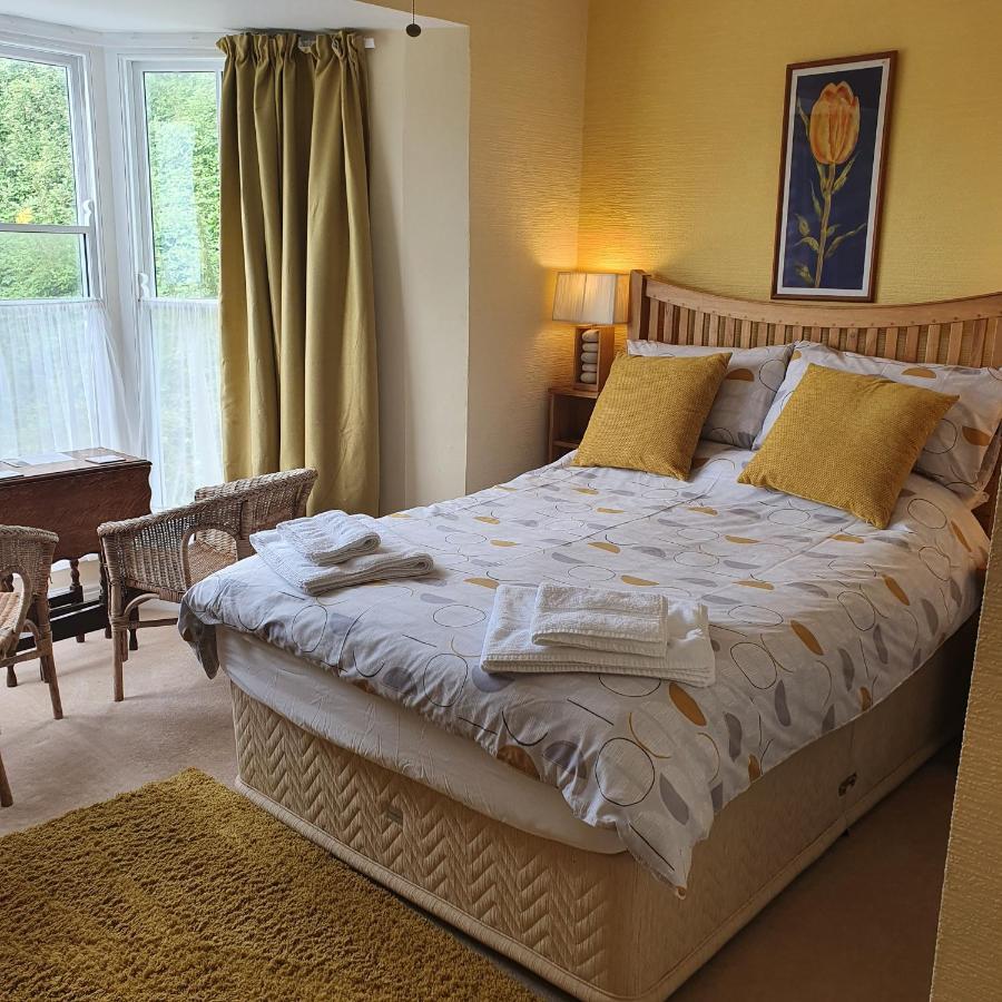 Pendyffryn Manor Bed & Breakfast Little Haven ภายนอก รูปภาพ