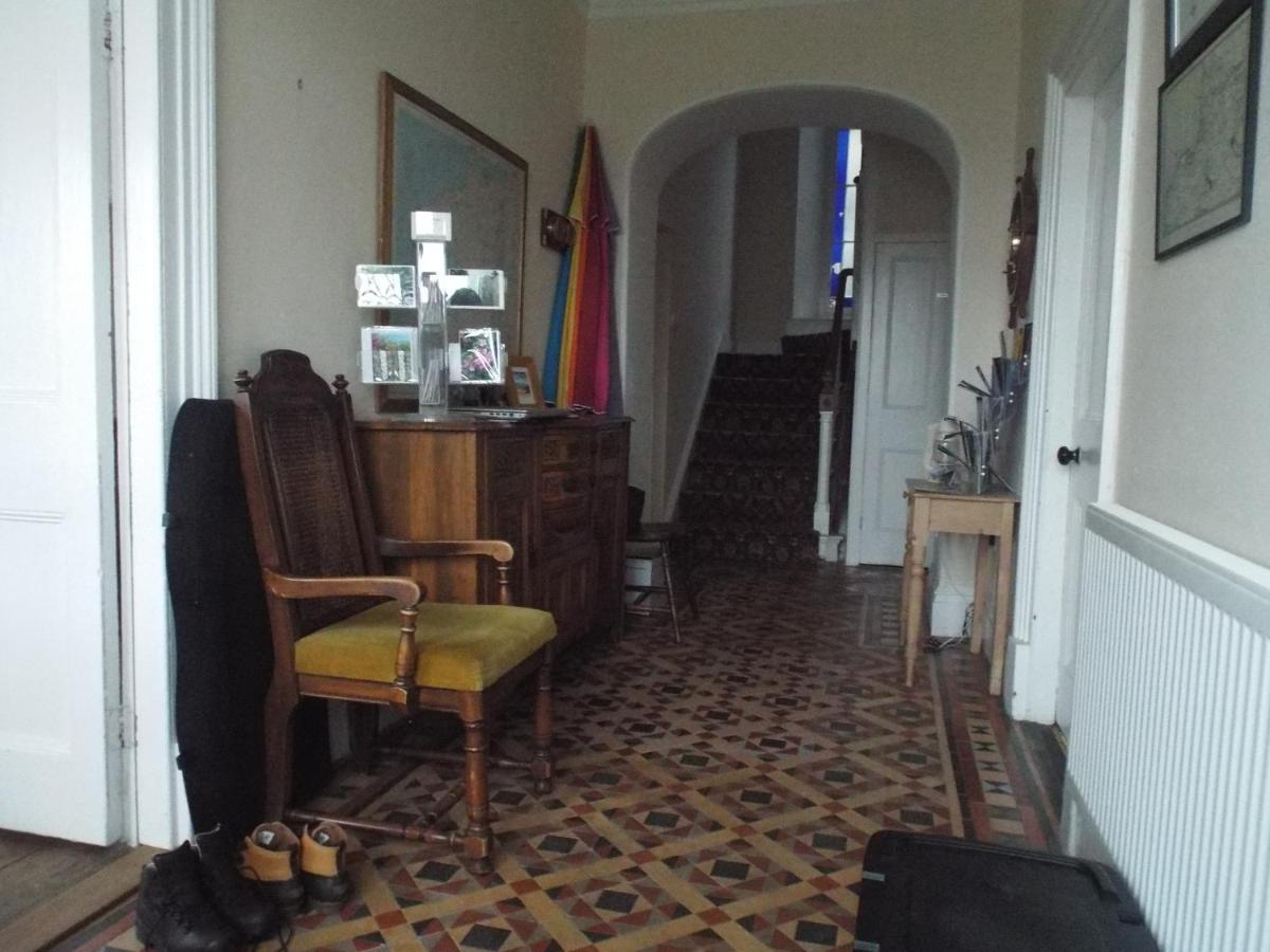 Pendyffryn Manor Bed & Breakfast Little Haven ภายนอก รูปภาพ