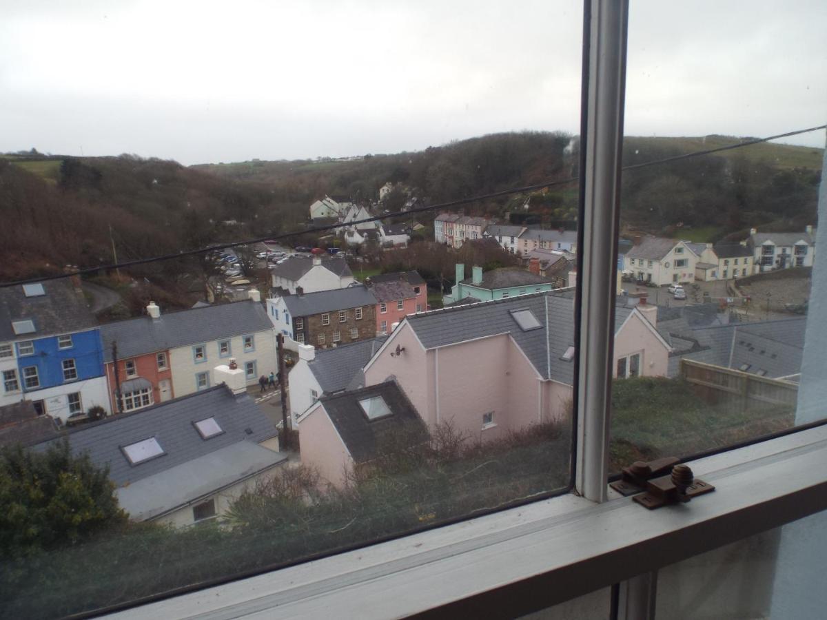 Pendyffryn Manor Bed & Breakfast Little Haven ภายนอก รูปภาพ