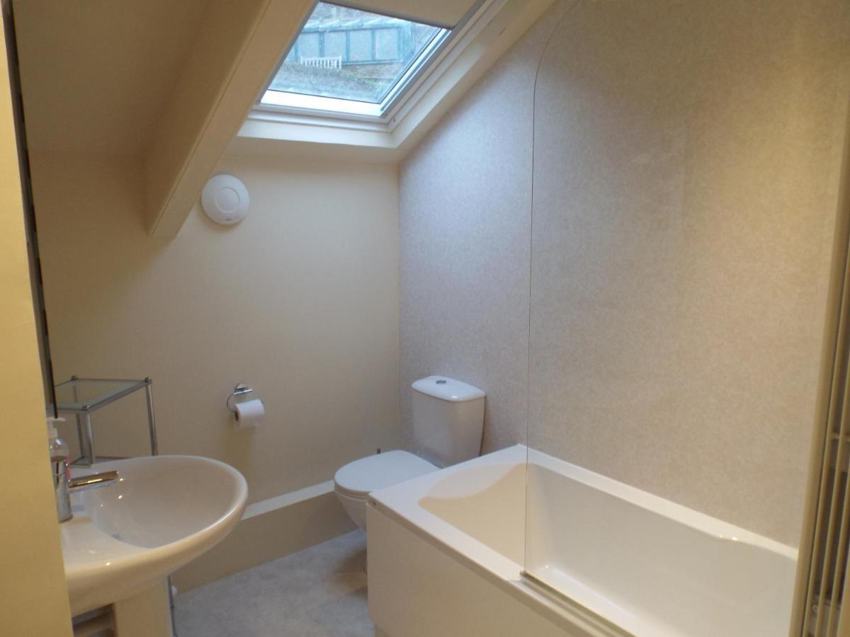 Pendyffryn Manor Bed & Breakfast Little Haven ภายนอก รูปภาพ