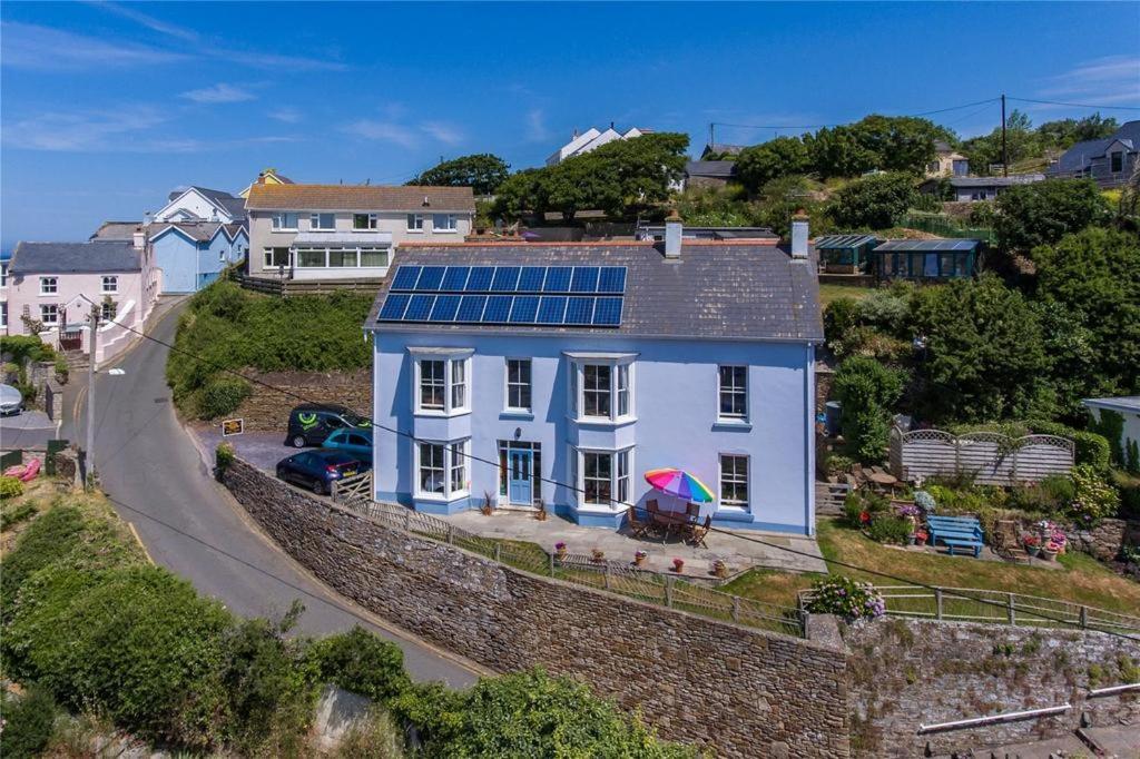 Pendyffryn Manor Bed & Breakfast Little Haven ภายนอก รูปภาพ