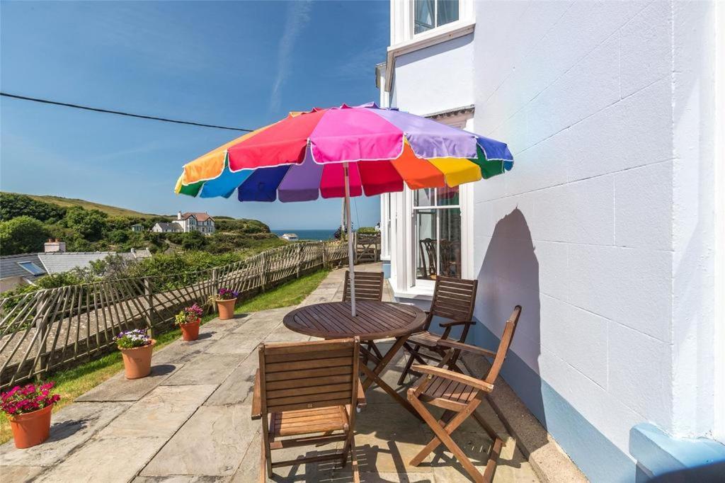 Pendyffryn Manor Bed & Breakfast Little Haven ภายนอก รูปภาพ